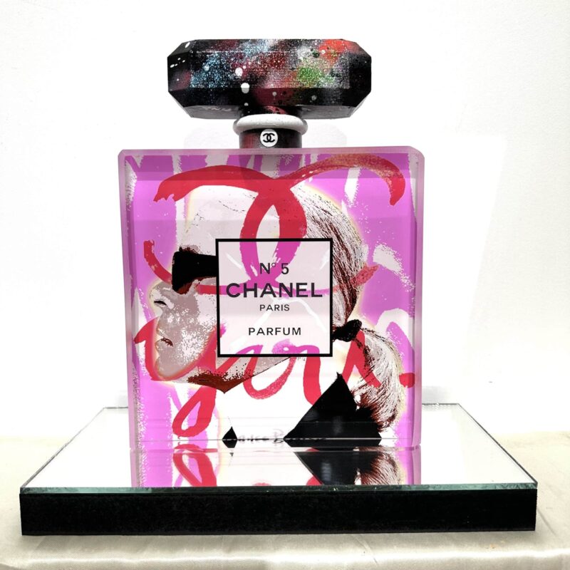 sculpture flacon Chanel n°5