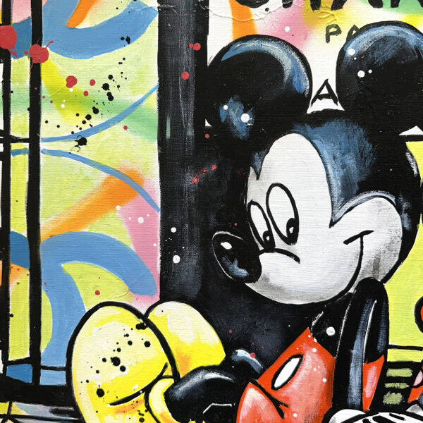 Minnie Mouse adore le parfum Chanel n°5 - Image 6