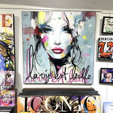 Alternative view of La vie est belle, XOXO